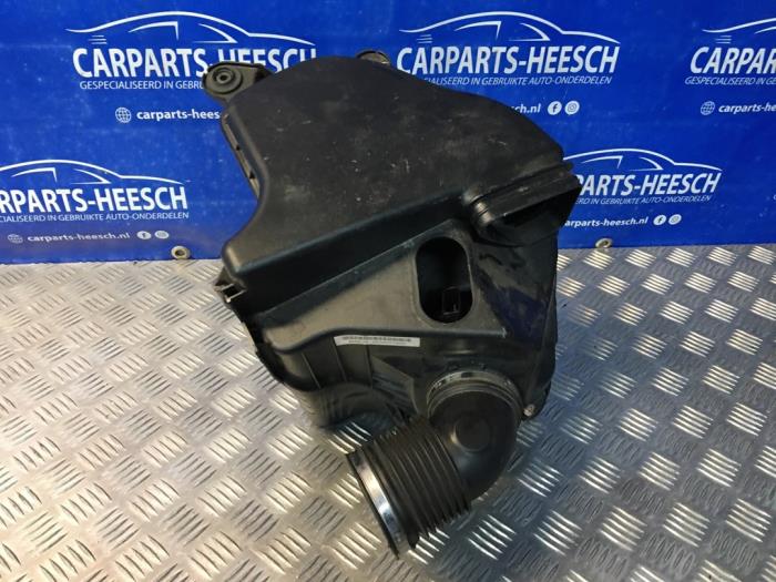 Begagnade Luftfilterhus BMW 1 serie (E87/87N) 116i 1.6 16V Pris € 40,00 Marginaltabell erbjuds av Carparts Heesch