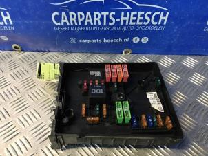 Usados Caja de fusibles Volkswagen Eos (1F7/F8) 2.0 TDI DPF Precio € 26,25 Norma de margen ofrecido por Carparts Heesch