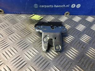Used Tailgate lock mechanism Volkswagen Eos (1F7/F8) 2.0 TDI DPF Price € 26,25 Margin scheme offered by Carparts Heesch