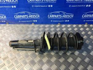 Used Front shock absorber, right Volkswagen Eos (1F7/F8) 2.0 TDI DPF Price € 52,50 Margin scheme offered by Carparts Heesch