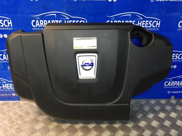 Gebrauchte Abdeckblech Motor Volvo S60 II (FS) 2.0 D3 20V Preis € 35,00 Margenregelung angeboten von Carparts Heesch