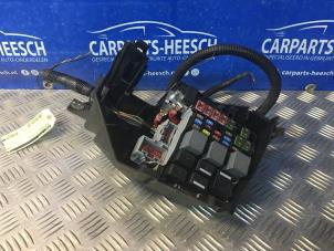 Used Fuse box Ford Mondeo IV Wagon 1.6 EcoBoost 16V Price € 36,75 Margin scheme offered by Carparts Heesch