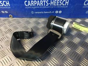 Used Rear seatbelt, left Ford Mondeo IV Wagon 1.6 EcoBoost 16V Price € 42,00 Margin scheme offered by Carparts Heesch
