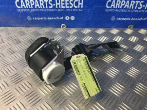Used Rear seatbelt, centre Ford S-Max (GBW) 2.0 TDCi 16V 130 Price € 31,50 Margin scheme offered by Carparts Heesch