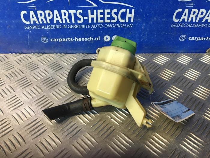 Power steering fluid reservoir Volkswagen Transporter 7H0422371A