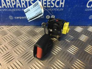 Used Rear seatbelt buckle, right Volvo V70 (BW) 2.4 D 20V Price € 21,00 Margin scheme offered by Carparts Heesch