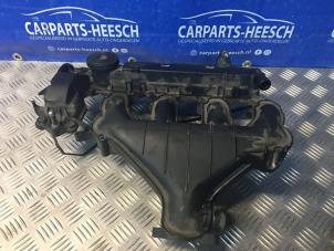 Used Rocker cover Volvo S40 (MS) 2.0 D 16V Price € 52,50 Margin scheme offered by Carparts Heesch