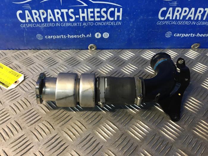 Gebrauchte Intercooler Rohr Ford Focus 3 Wagon 1.6 TDCi 115 Preis € 25,00 Margenregelung angeboten von Carparts Heesch