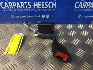 Gebrauchte Sicherheitsgurt Schließe Mitte hinten Audi A3 Sportback (8PA) Preis € 21,00 Margenregelung angeboten von Carparts Heesch
