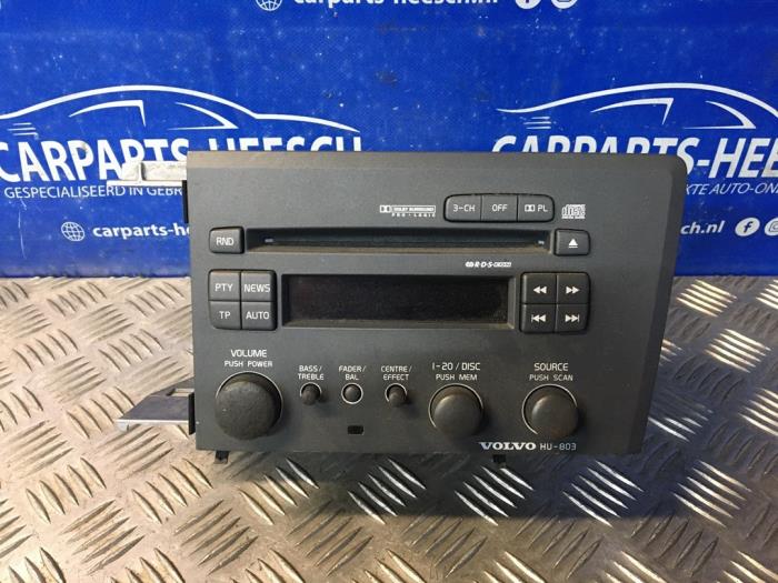 Używane Radioodtwarzacz CD Volvo S60 I (RS/HV) 2.3 T5 20V Cena € 50,00 Procedura marży oferowane przez Carparts Heesch