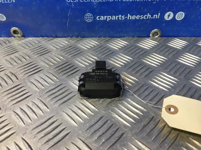 Begagnade Regnsensor Ford S-Max (GBW) 2.3 16V Pris € 30,00 Marginaltabell erbjuds av Carparts Heesch