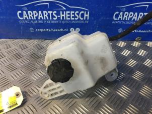 Used Expansion vessel Kia Rio III (UB) Price € 21,00 Margin scheme offered by Carparts Heesch