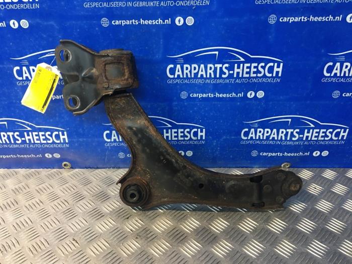 Front wishbone, right from a Ford S-Max (GBW) 2.3 16V 2008