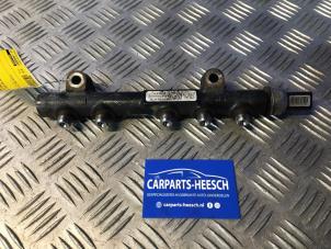 Used Fuel distributor Ford Focus 3 1.6 TDCi Price € 63,00 Margin scheme offered by Carparts Heesch