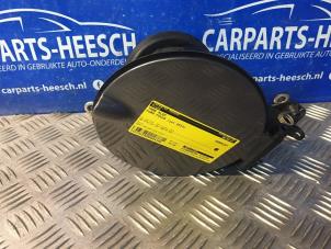 Used Tank cap cover Ford Focus 3 Wagon 1.0 Ti-VCT EcoBoost 12V 125 Price € 31,50 Margin scheme offered by Carparts Heesch