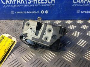 Used Front door lock mechanism 4-door, right Ford Focus 3 Wagon 1.0 Ti-VCT EcoBoost 12V 125 Price € 36,75 Margin scheme offered by Carparts Heesch