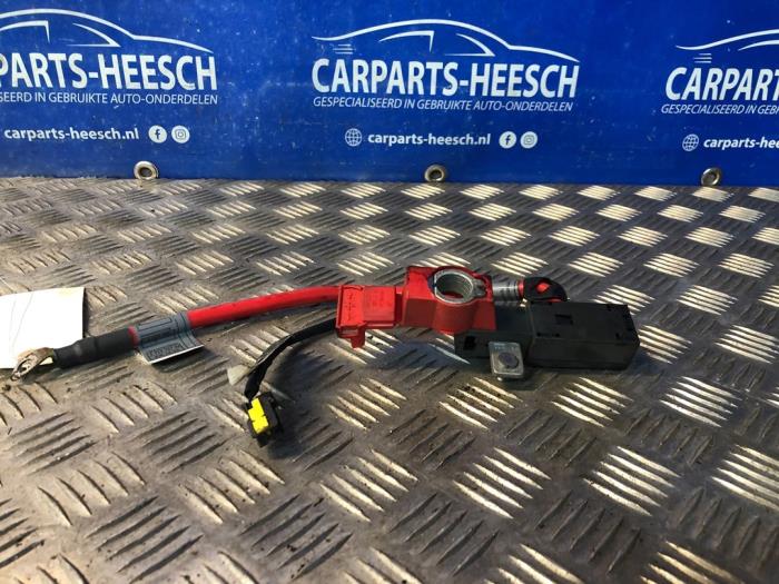 Używane Rózne BMW 1-Serie Cena € 15,00 Procedura marży oferowane przez Carparts Heesch
