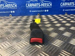 Usagé Insertion ceinture de sécurité arrière gauche Mitsubishi Outlander Prix € 21,00 Règlement à la marge proposé par Carparts Heesch
