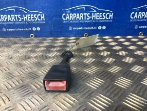 Used Front seatbelt buckle, right Audi A4 (B6) 2.0 20V Price € 21,00 Margin scheme offered by Carparts Heesch