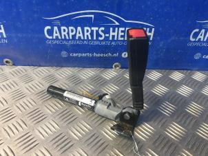 Used Rear seatbelt tensioner, left BMW 3 serie Touring (E91) 318i 16V Price € 31,50 Margin scheme offered by Carparts Heesch