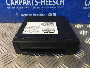 Używane Modul nawigacji Volvo XC90 I 2.5 T 20V Cena € 131,25 Procedura marży oferowane przez Carparts Heesch