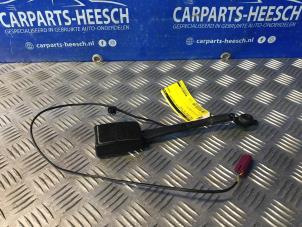 Used Front seatbelt buckle, left Ford Focus 3 Wagon 1.0 Ti-VCT EcoBoost 12V 125 Price € 21,00 Margin scheme offered by Carparts Heesch