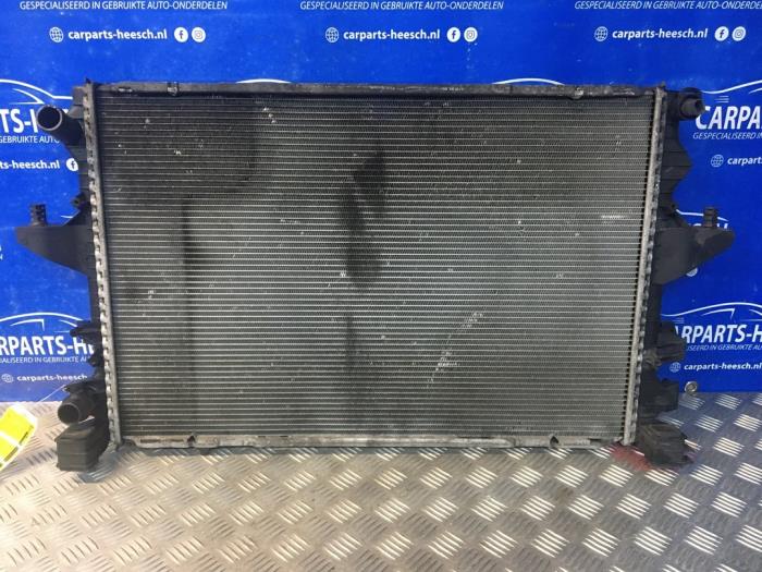 Used Radiator Volkswagen Transporter Price € 50,00 Margin scheme offered by Carparts Heesch