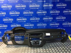Used Dashboard BMW 3 serie (E90) 318i 16V Price € 210,00 Margin scheme offered by Carparts Heesch