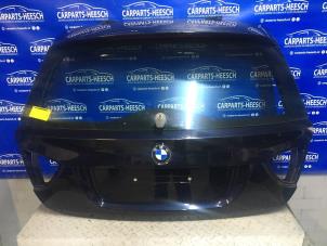 Używane Tylna klapa BMW 3 serie Touring (E91) 318i 16V Cena € 105,00 Procedura marży oferowane przez Carparts Heesch