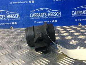 Usados Medidor de masa de aire Volkswagen Golf Precio € 21,00 Norma de margen ofrecido por Carparts Heesch
