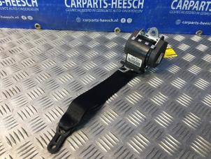 Used Rear seatbelt, right BMW 3 serie Touring (E91) 318i 16V Price € 42,00 Margin scheme offered by Carparts Heesch