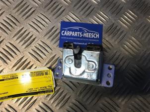 Used Tailgate lock mechanism Opel Meriva Price € 15,75 Margin scheme offered by Carparts Heesch