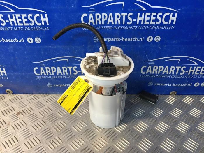 Gebrauchte Kraftstoffpumpe Elektrisch Ford B-Max (JK8) 1.0 EcoBoost 12V 120 Preis € 40,00 Margenregelung angeboten von Carparts Heesch