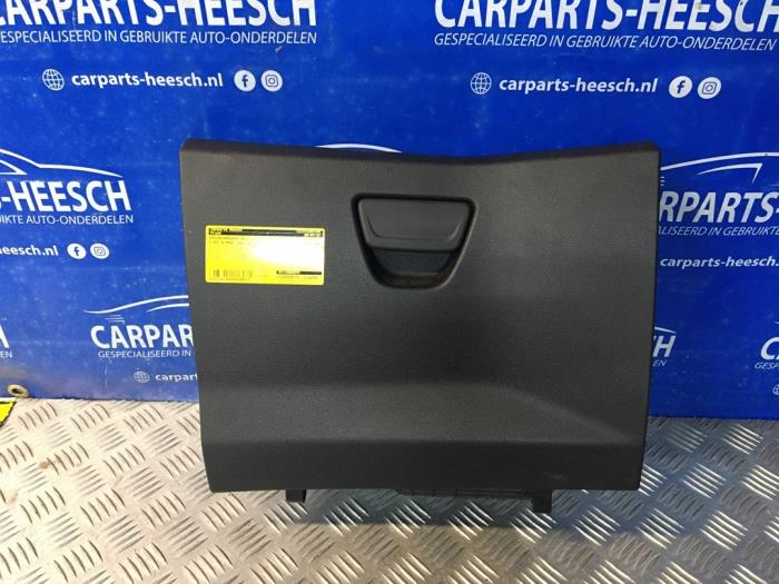 Begagnade Handskfack Ford B-Max (JK8) 1.0 EcoBoost 12V 120 Pris € 30,00 Marginaltabell erbjuds av Carparts Heesch