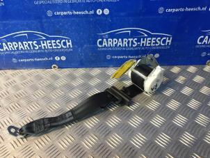 Used Rear seatbelt, right Volkswagen Eos (1F7/F8) 1.4 TSI 16V Price € 42,00 Margin scheme offered by Carparts Heesch