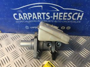 Używane Glówny cylinder hamulcowy Ford S-Max (GBW) 2.0 TDCi 16V 130 Cena € 52,50 Procedura marży oferowane przez Carparts Heesch
