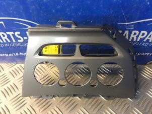 Used Dashboard part Ford Focus 3 Wagon 1.6 TDCi 115 Price € 15,75 Margin scheme offered by Carparts Heesch
