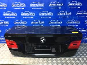 Używane Tylna klapa BMW 3 serie (E92) 320i 16V Cena € 105,00 Procedura marży oferowane przez Carparts Heesch