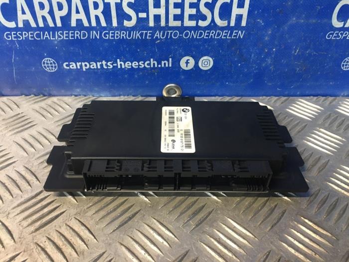 Usagé Ordinateur éclairage BMW 1 serie (E81) 118i 16V Prix € 100,00 Règlement à la marge proposé par Carparts Heesch
