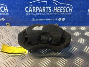 Used Front brake calliper, right Fiat Grande Punto (199) 1.2 Price € 26,25 Margin scheme offered by Carparts Heesch