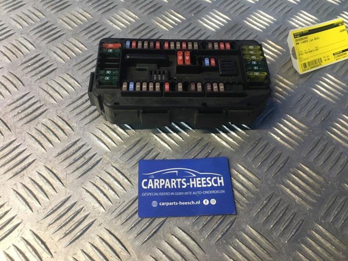 Fuse box BMW 1 serie 116i 1.6 16V 922487903 Carparts Heesch