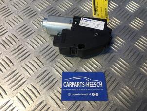 Used Sunroof motor BMW 1 serie (F20) 116i 1.6 16V Price € 78,75 Margin scheme offered by Carparts Heesch