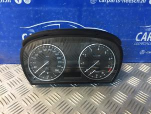 Used Odometer KM BMW 3 serie (E90) 320i 16V Price € 99,75 Margin scheme offered by Carparts Heesch