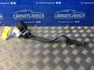 Used Rear seatbelt, right Ford B-Max (JK8) 1.0 EcoBoost 12V 100 Price € 42,00 Margin scheme offered by Carparts Heesch