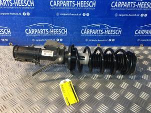 Used Front shock absorber, right Ford B-Max (JK8) 1.0 EcoBoost 12V 100 Price € 68,25 Margin scheme offered by Carparts Heesch