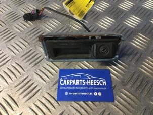 Used Reversing camera Volkswagen Passat Variant (3C5) 2.0 FSI 16V Price € 78,75 Margin scheme offered by Carparts Heesch