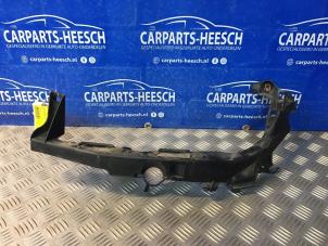 Used Headlight frame, left BMW 3 serie (E90) 318i 16V Price € 21,00 Margin scheme offered by Carparts Heesch