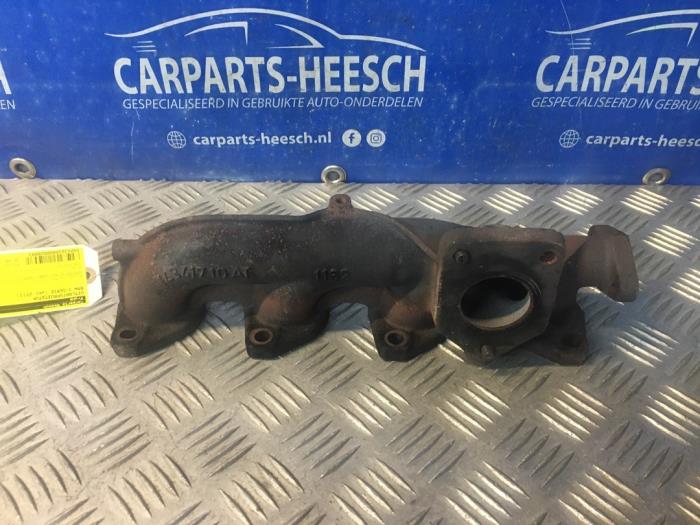 Gebrauchte Abgaskrümmer BMW 1 serie (E81) 118d 16V Preis € 30,00 Margenregelung angeboten von Carparts Heesch