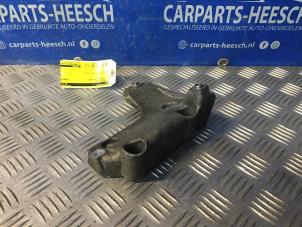 Used Air conditioning bracket BMW 1 serie (E81) 116i 1.6 16V Price € 26,25 Margin scheme offered by Carparts Heesch