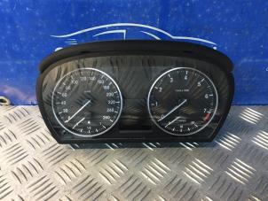 Used Odometer KM BMW 3 serie (E90) 320i 16V Price € 99,75 Margin scheme offered by Carparts Heesch